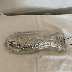 Silver aluminum  Fish-Shaped jello or baking Mold vintage